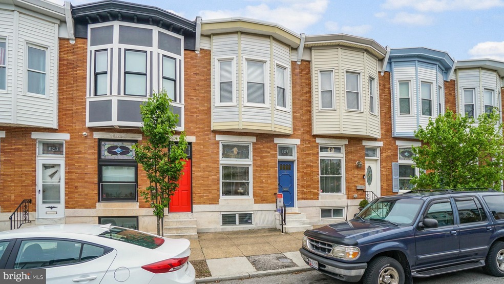 627 S Linwood Ave, Baltimore, MD 21224 - photo 1