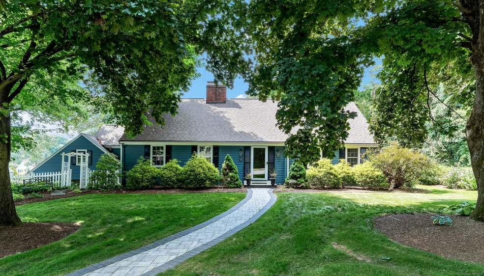 11 Treeborough Drive