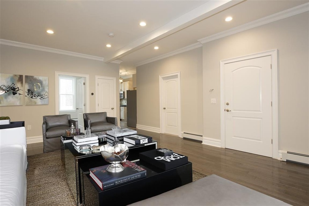 104 Oak St unit 1, Weehawken, NJ 07086 - photo 1