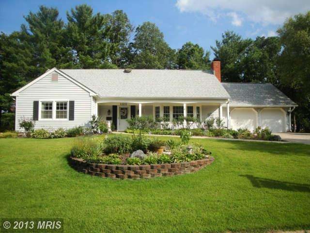 12211 Valerie Ln, Laurel, MD 20708 - photo 1