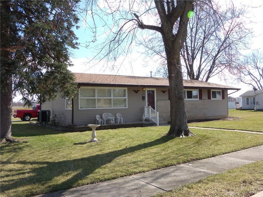 1002 Hackney St, Saint Marys, OH 45885 - photo 1