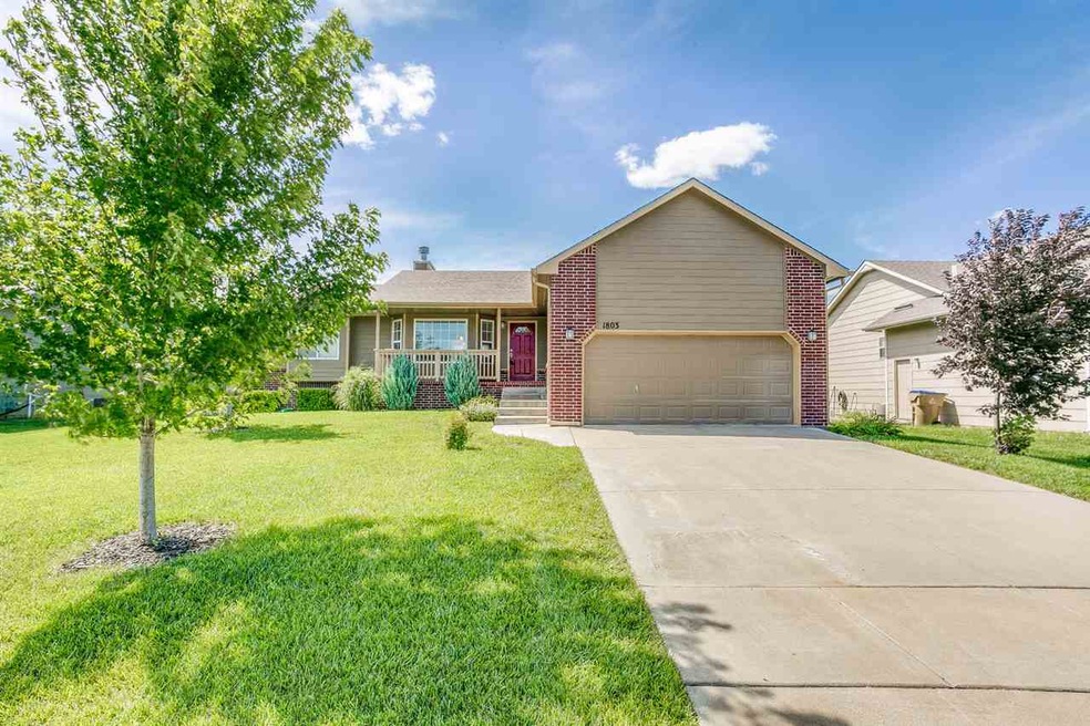 Close to Andover Schools & No Specials