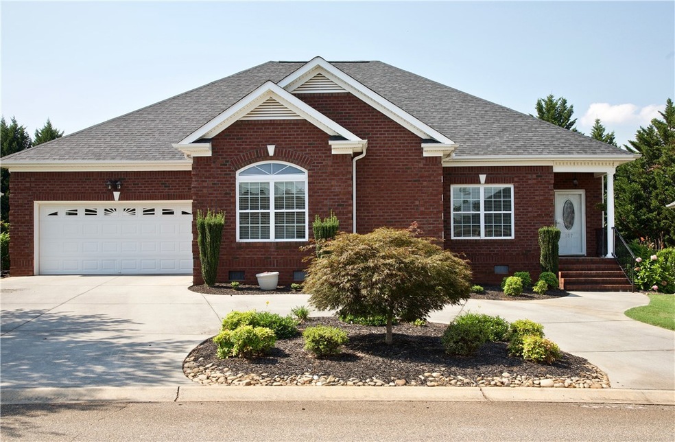 107 Green Chase E, Anderson, SC 29621 - photo 1