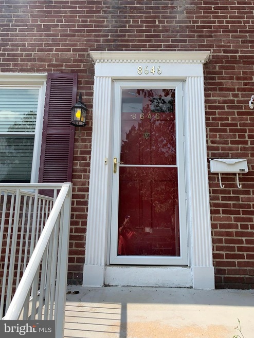 8646 Oak Rd, Parkville, MD 21234 - photo 1