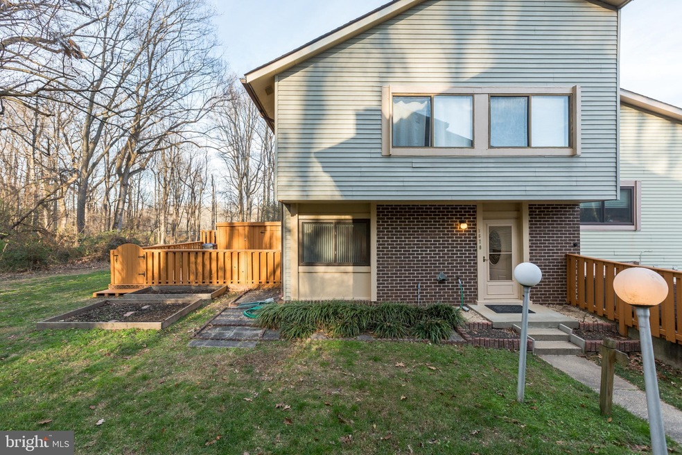 5670 Oak Tanager Ct, Burke, VA 22015 - photo 1