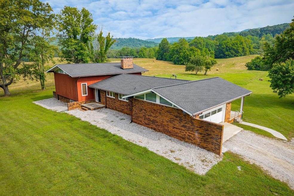 For Sale $450,000 • Co-Listing Agent