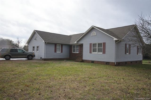 2193 Oklahoma Ct, Lincolnton, NC 28092 - photo 1