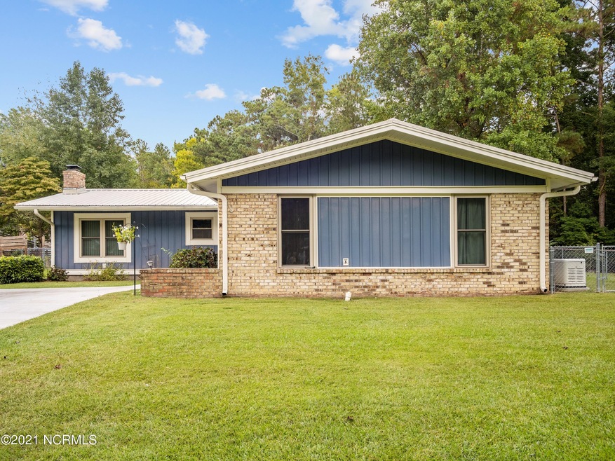 106 Brookdale Plaza, Jacksonville, NC 28546 - photo 1