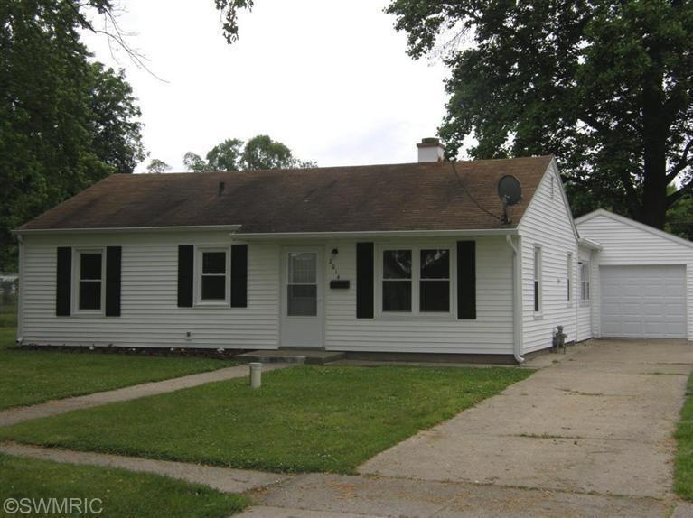 2014 Lewis Dr, Niles, MI 49120 - photo 1