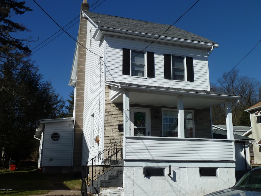 132 Lauderburn Ave, Weatherly, PA 18255 - photo 1