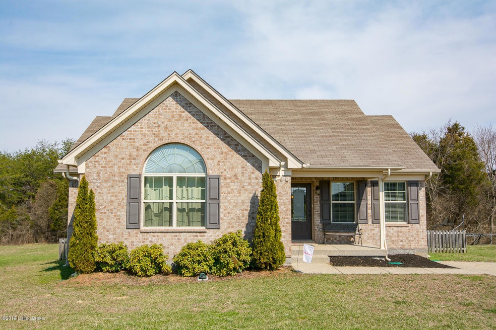 226 Gentry Crossings Blvd, Mount Washington, KY 40047 - photo 1