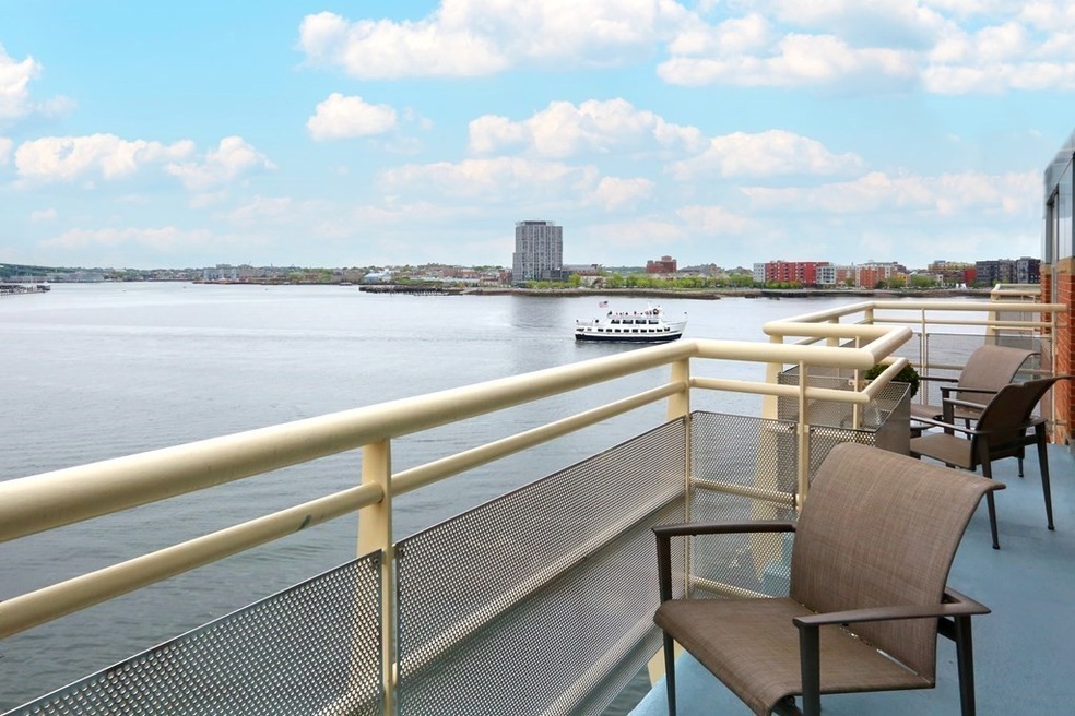 4 Battery Wharf unit 4510, Boston, MA 02109 - photo 1