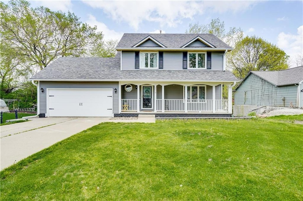 3019 Deerpath Ct, Des Moines, IA 50320 - photo 1