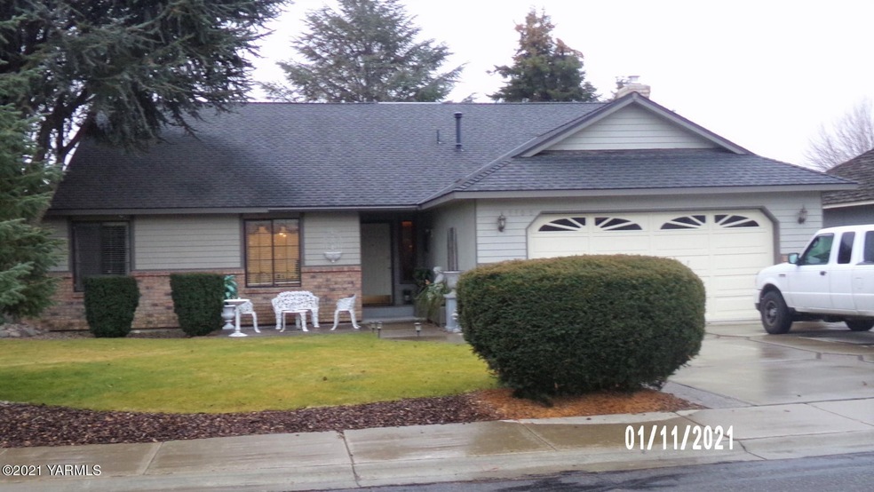 Meadow Ln 5406 Front