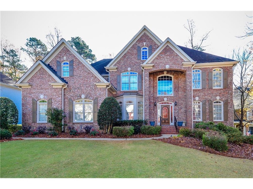 Pristine all brick Traditional located on quiet cu