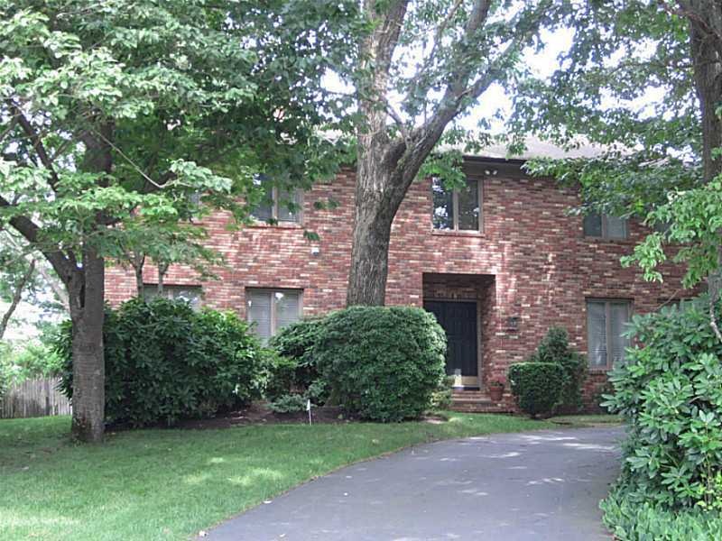 77 Mountain Laurel Dr, Cranston, RI 02920 - photo 1