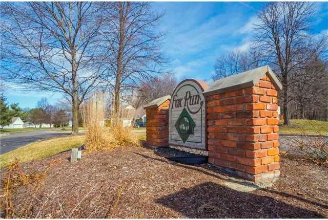 6814 Fox Ln unit 34, Waterford, MI 48327 - photo 1