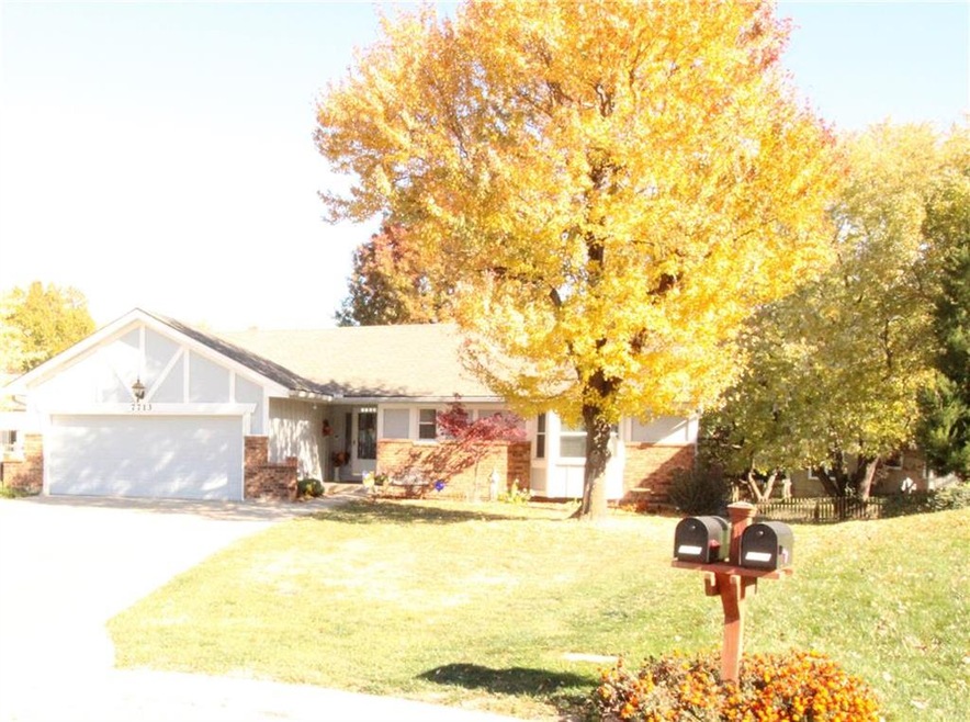 7713 Caenen St, Shawnee, KS 66216 - photo 1