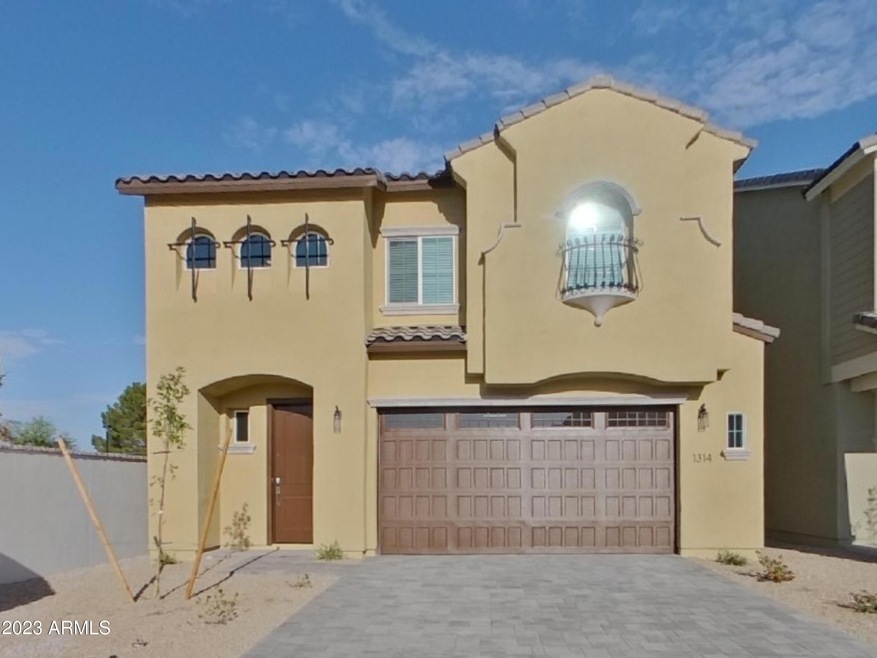 1314 N Parkcrest Cir, Mesa, AZ 85205 - photo 1