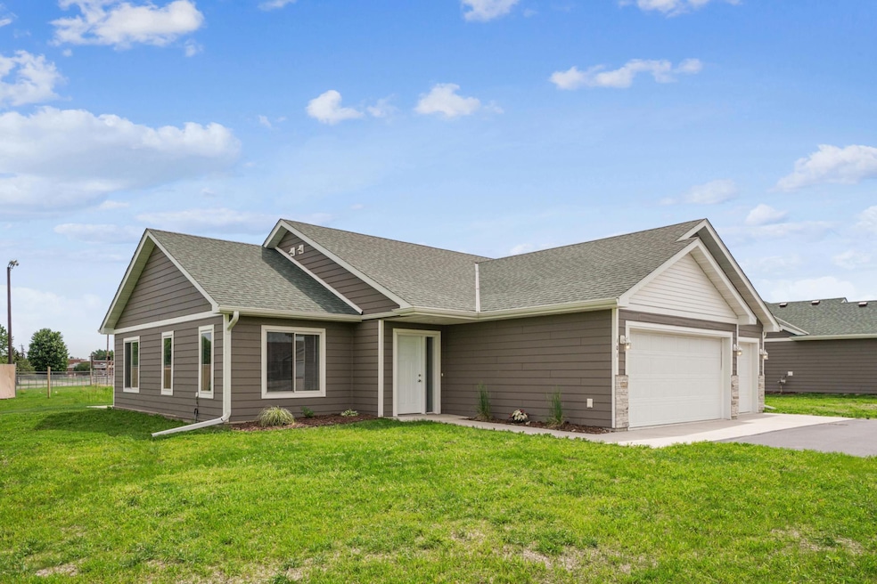 For Sale $289,900 • Co-Listing Agent