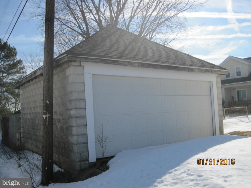 2910 E Northern Pkwy, Baltimore, MD 21214 - photo 1