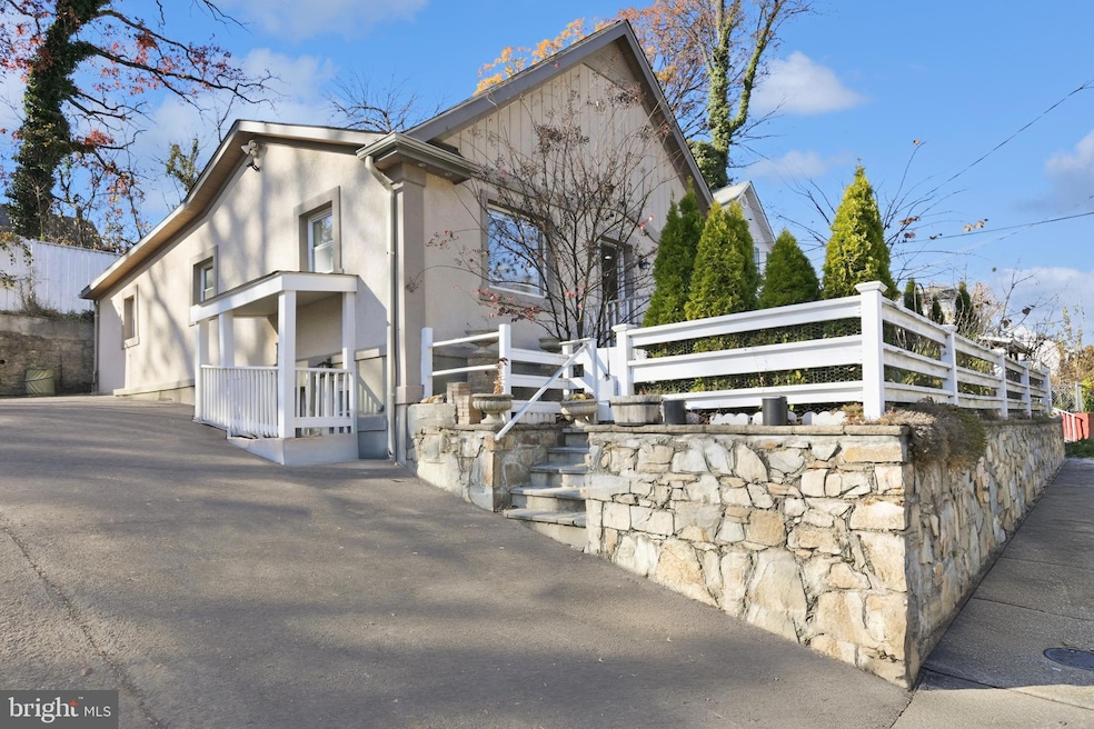 For Sale $749,000 • Co-Listing Agent