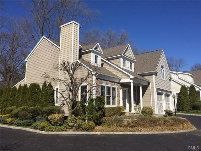 154 Pepper Ridge Rd unit 10, Stamford, CT 06905 - photo 1