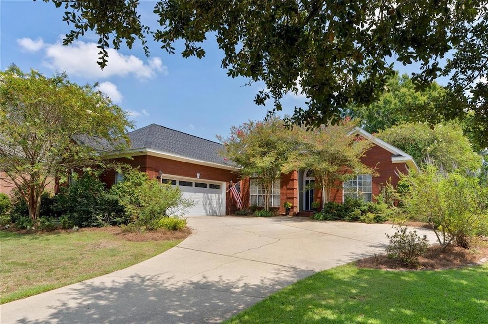 19150 Fairfax Dr, Fairhope, AL 36532 - photo 1