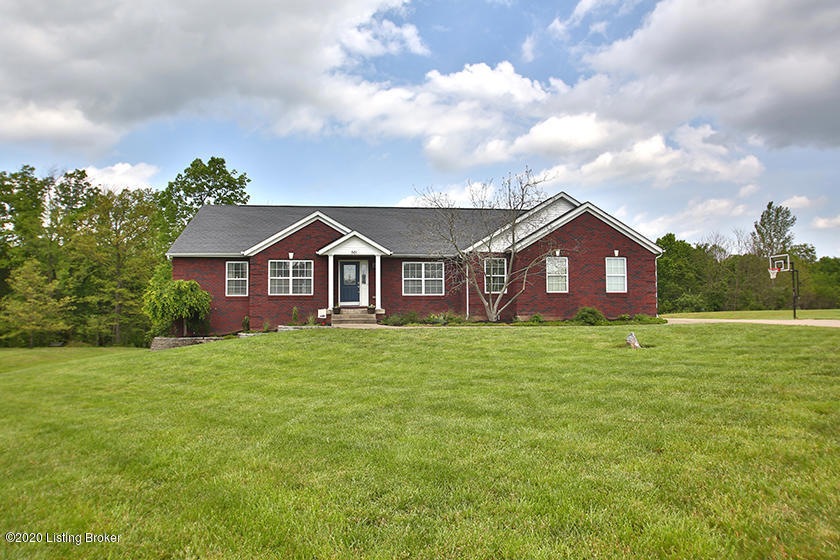 501 Burlwood Cir, Mount Washington, KY 40047 - photo 1