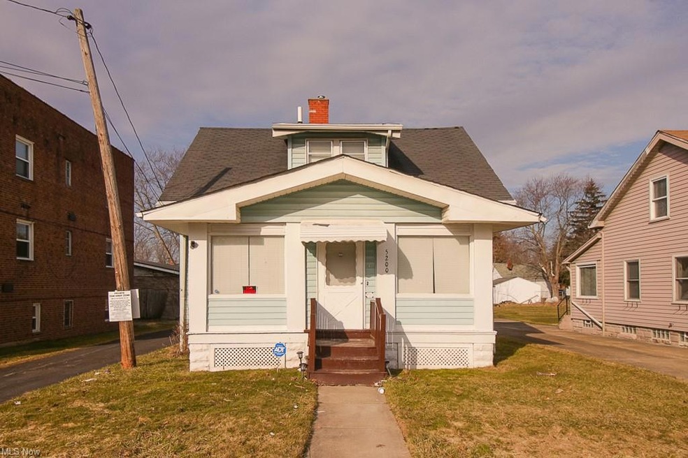 5200 Lee Rd, Maple Heights, OH 44137 - photo 1