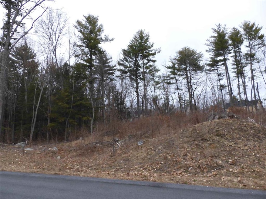 6 Hummingbird Ln, Derry, NH 03038 - photo 1