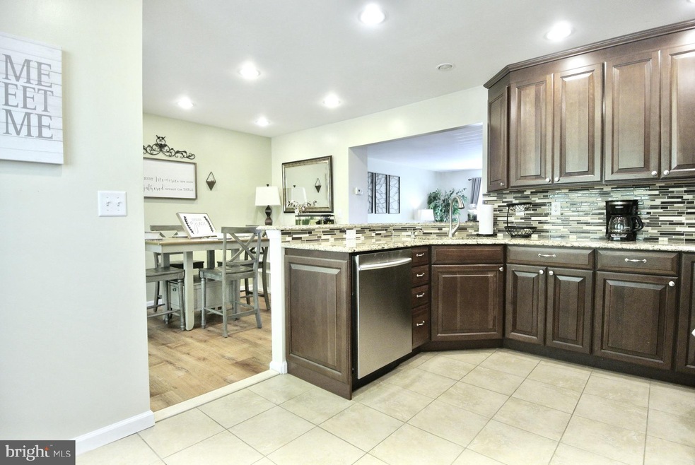 9010 Quail Run Dr, Perry Hall, MD 21128 - photo 1