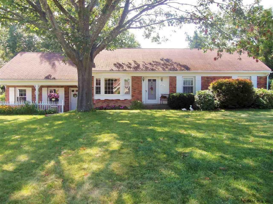 1017 Tomahawk Trail, Schenectady, NY 12302 - photo 1