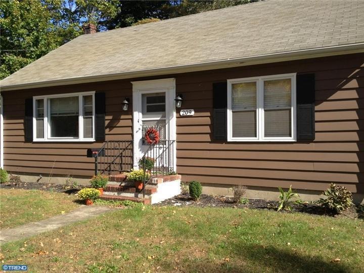 209 S Jefferson Ave, Wenonah, NJ 08090 - photo 1