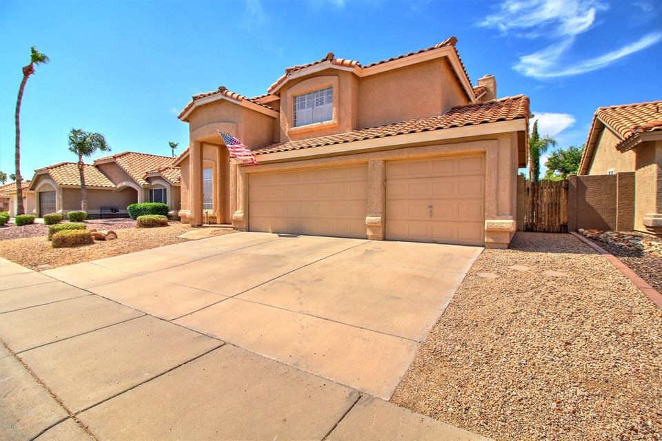 Home For Sale in Phoenix, AZ