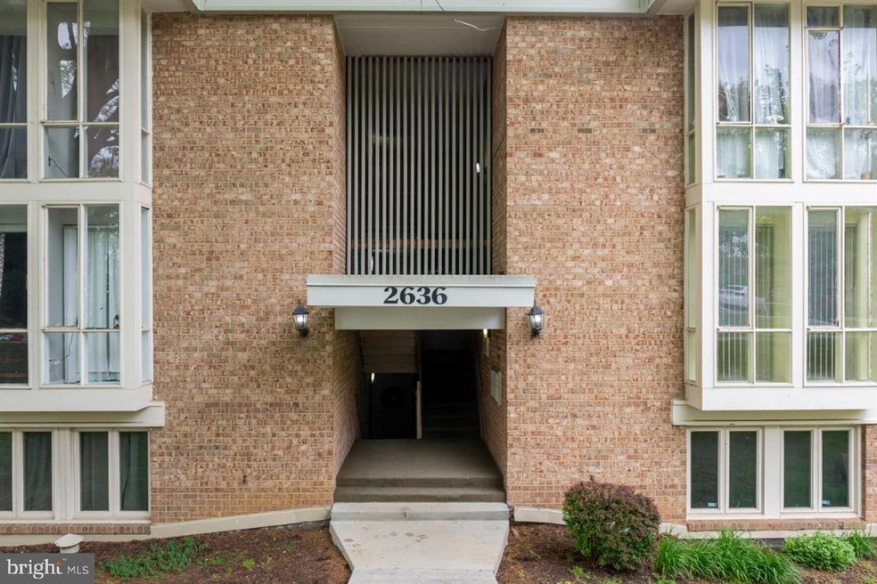 2636 Fort Farnsworth Rd unit 127, Alexandria, VA 22303 - photo 1