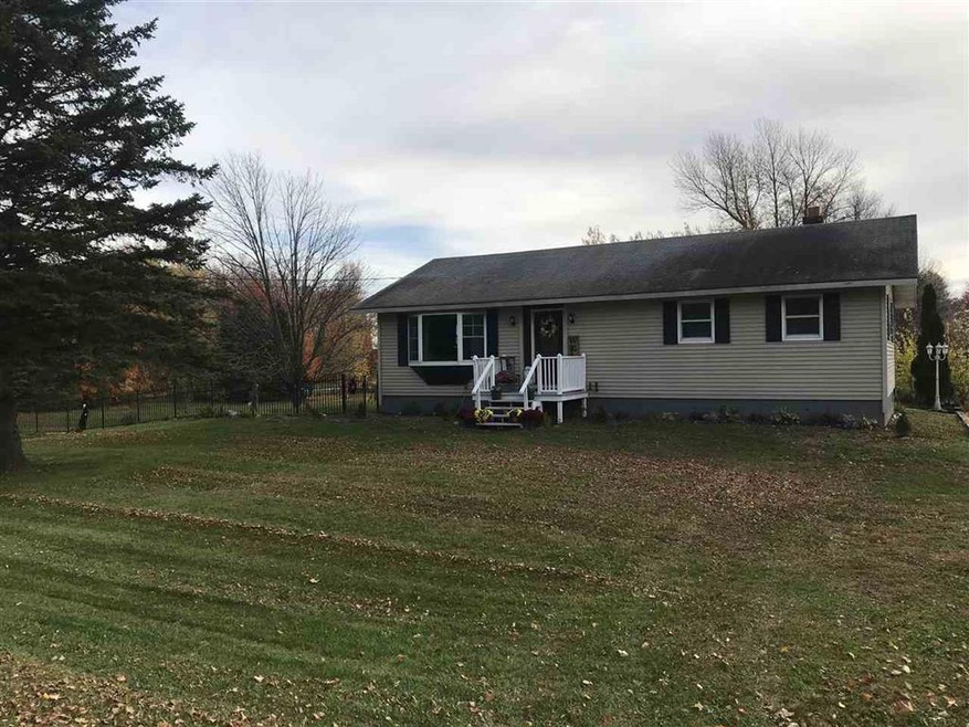 133 Middle Rd, Swanton, VT 05488 - photo 1