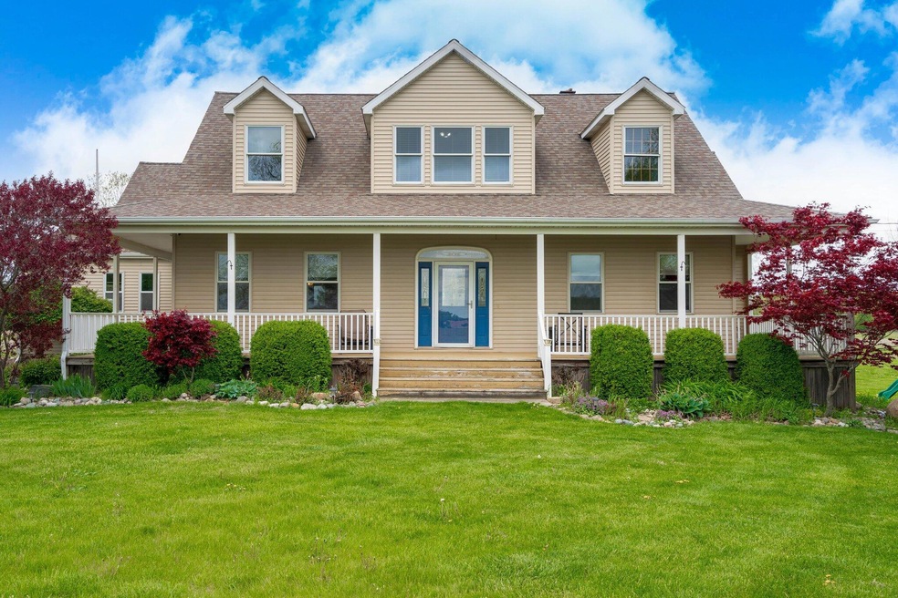 4-web-or-mls-Exteriors (4 of 17)