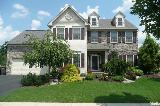 617 Ryan Dr, Allentown, PA 18103 - photo 1