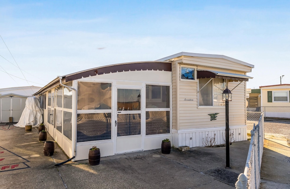 17 Channel Dr, Wildwood, NJ 08260 - photo 1