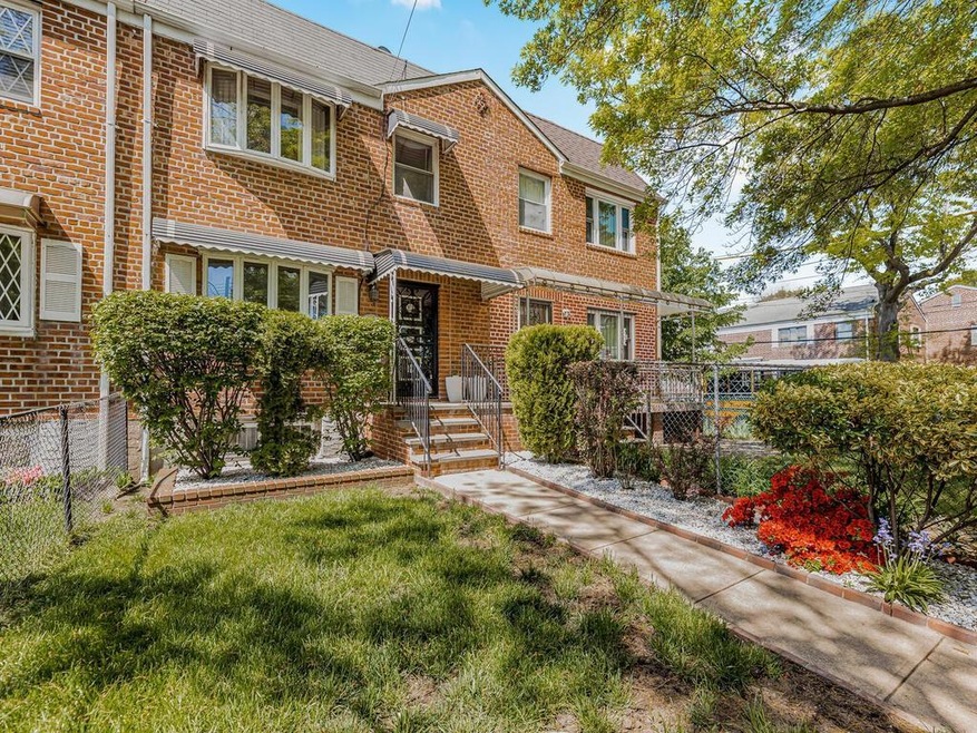 110-04 173rd St, Jamaica, NY 11433 - photo 1