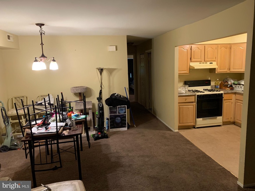 8016 Craig St, Philadelphia, PA 19136 - photo 1