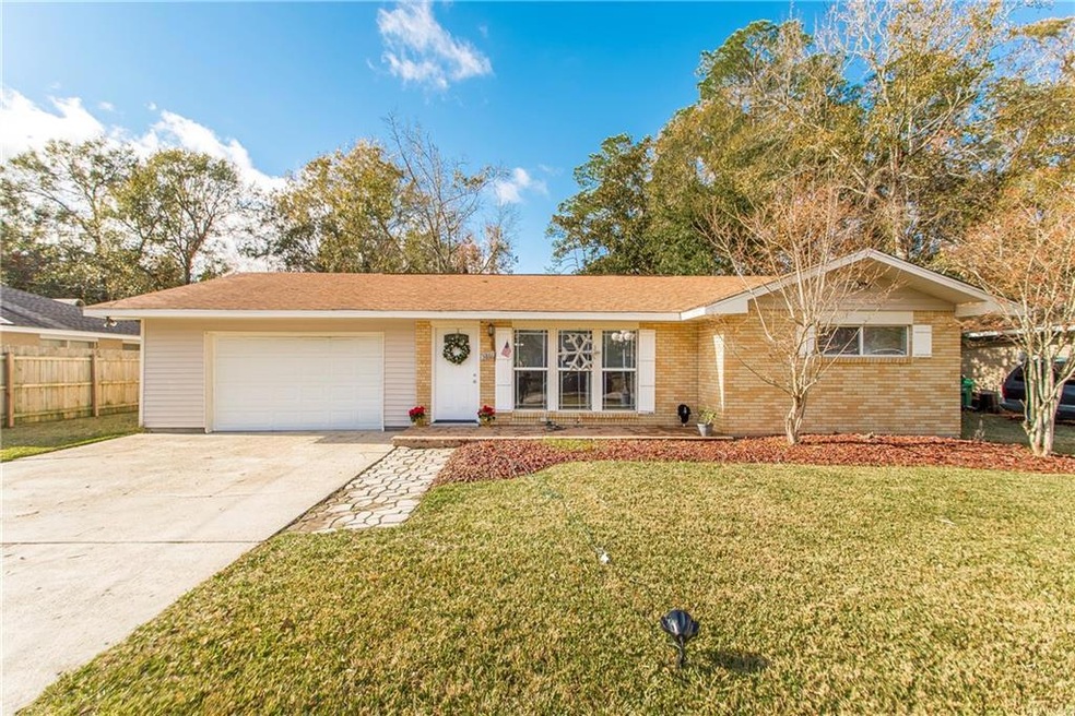 3861 Berkley St, Slidell, LA 70458 - photo 1