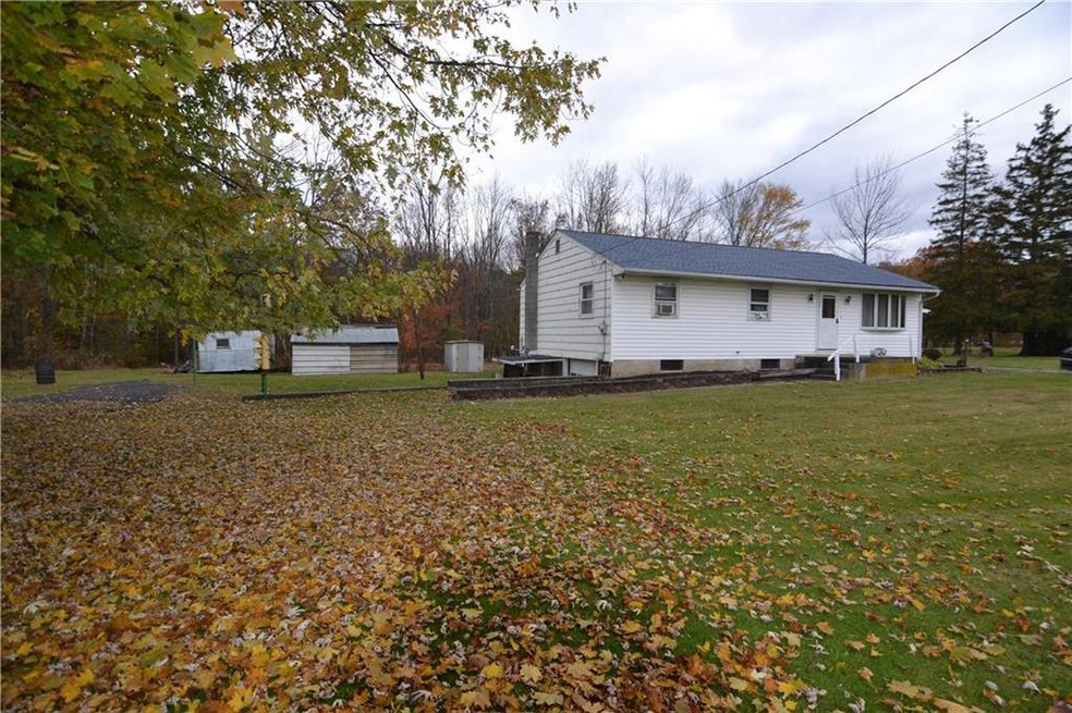 1015 N Oaks Rd, Danielsville, PA 18038 - photo 1