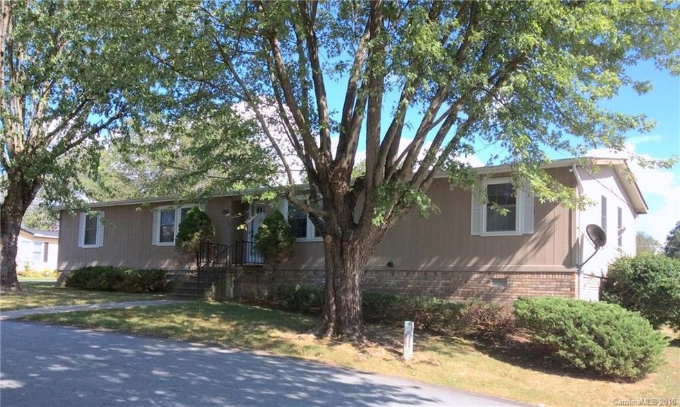 106 Cumberland Dr unit 28, Hendersonville, NC 28792 - photo 1