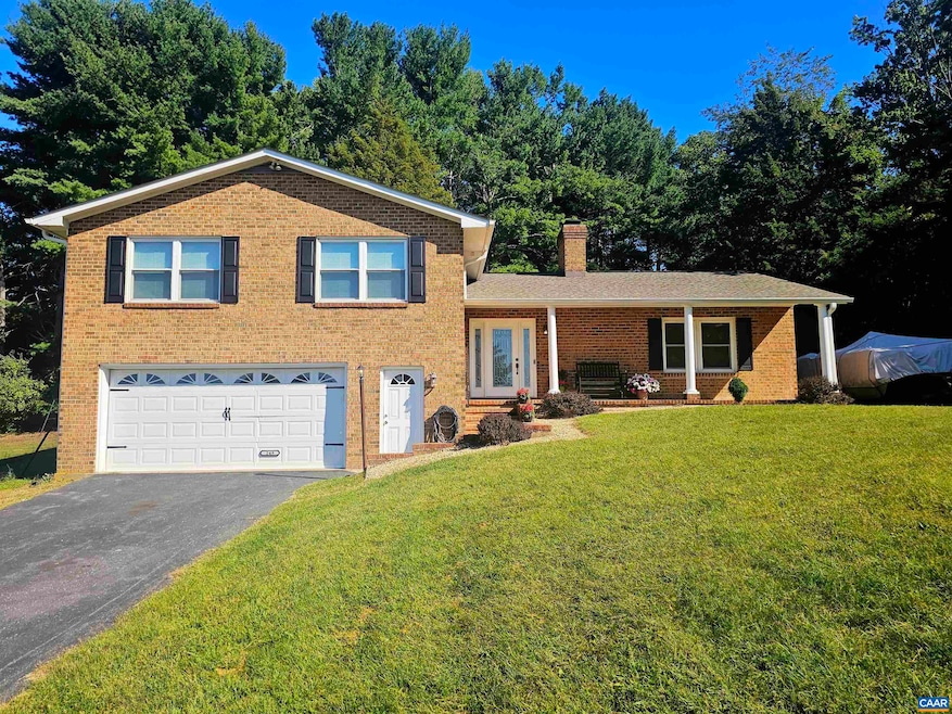 249 Cattle Scales Rd, Waynesboro, VA 22980 - photo 1