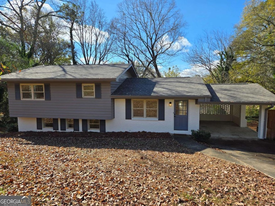 2730 Wayman Dr, Gainesville, GA 30506 - photo 1