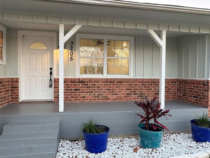 3205 Kleinmann Ave, Galveston, TX 77551 - photo 1