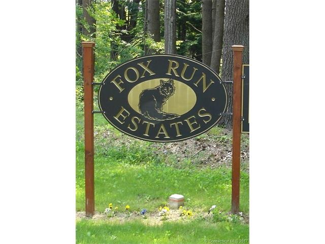 4 Jeans Ct, Woodstock, CT 06281 - photo 1