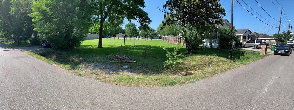 tbd4 E 40th St, Houston, TX 77022 - photo 1